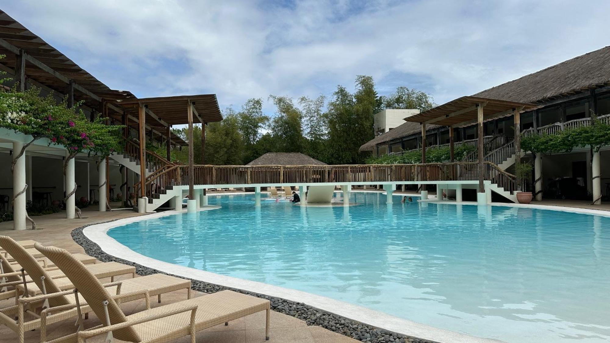 Bluewater Panglao Resort Buitenkant foto